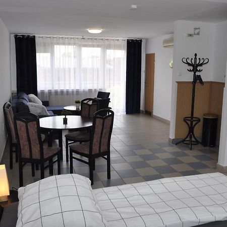 Bagdus Appartement Katowice Buitenkant foto
