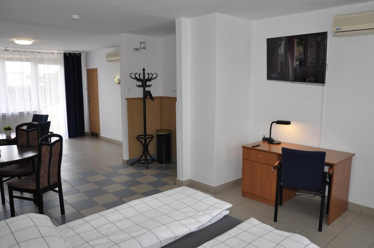 Bagdus Appartement Katowice Buitenkant foto